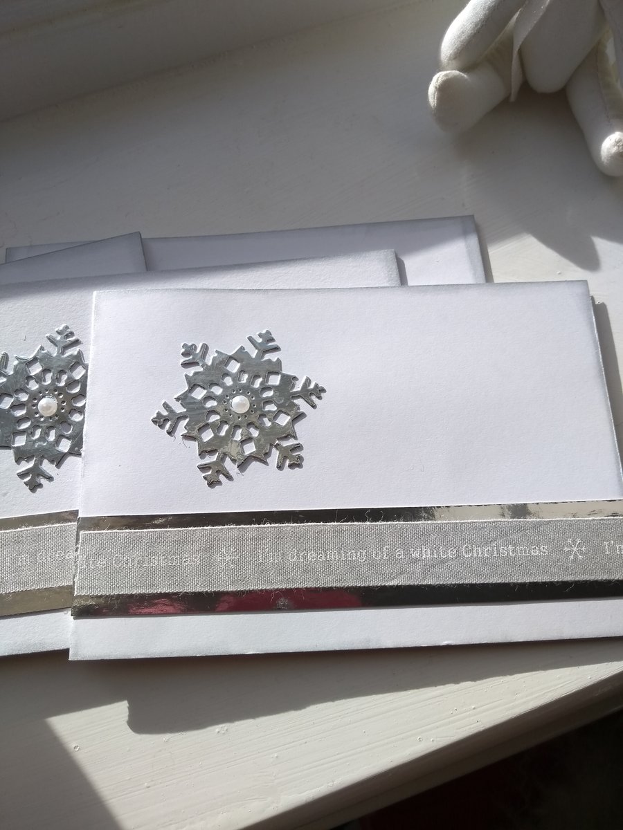 Pack of 4 silver snowflake Christmas cards