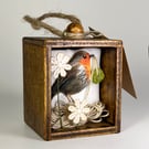 Birthstone Robin Keepsake Gift in Wooden Box. Personalised Textile Art
