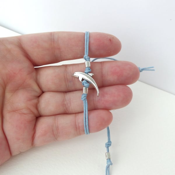Silver Dolphin Simple Macramé Bracelet