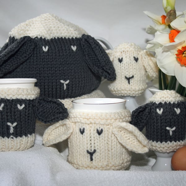 Knitting Pattern in pdf - "Breakfast Cosies for Ewe"
