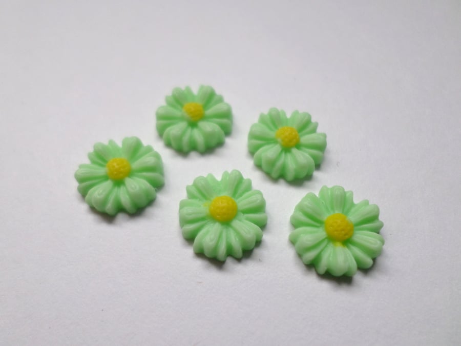 5 x Resin Flatbacks - 11mm - Daisy Flower - Mint Green 