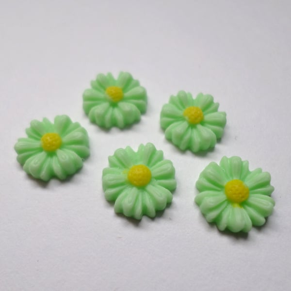5 x Resin Flatbacks - 11mm - Daisy Flower - Mint Green 