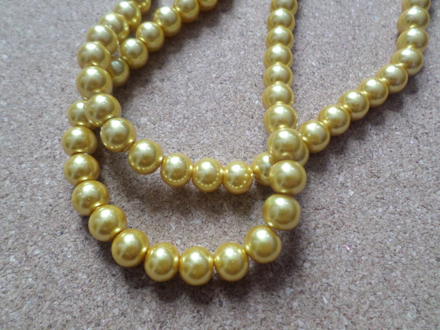 50 x Glass Pearl Beads - Round - 8mm - Golden 