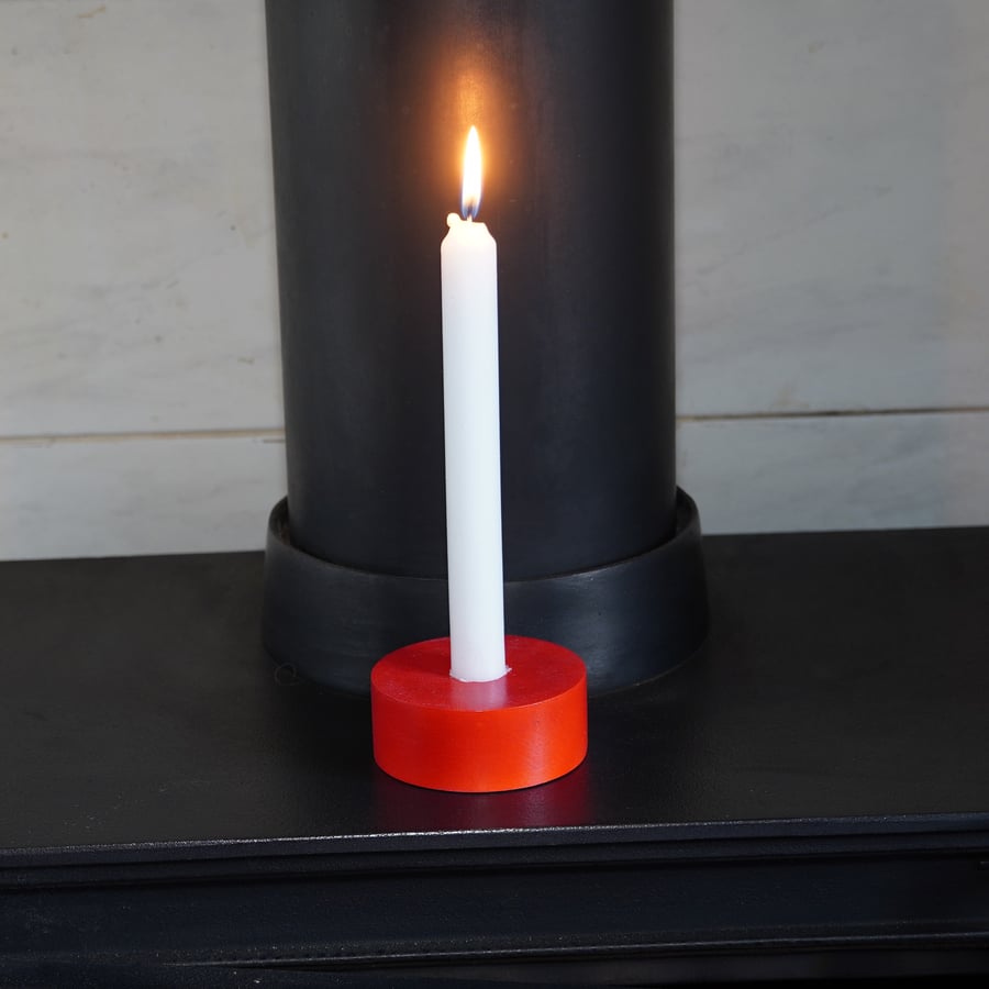Round candle base