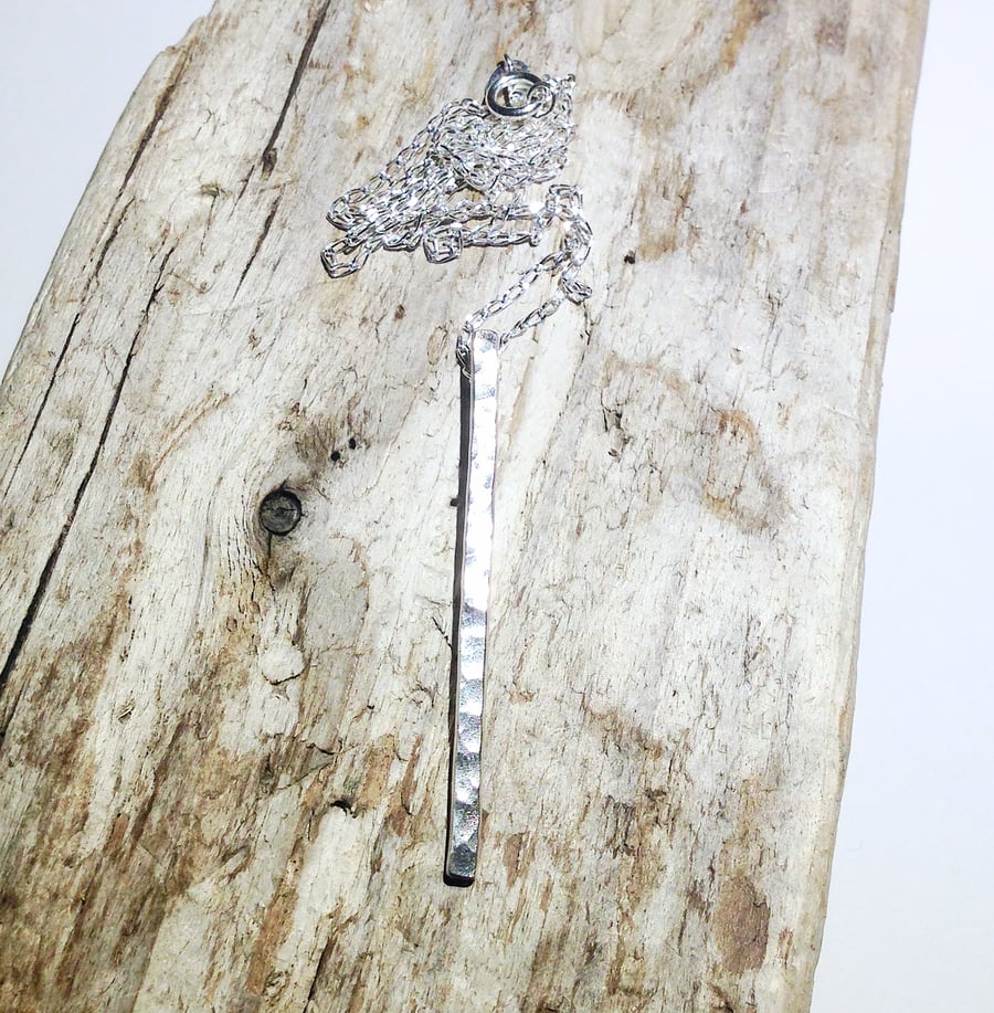 Hammered Sterling Silver Pendant Necklace (NKSSPDSK1) - UK Free Post