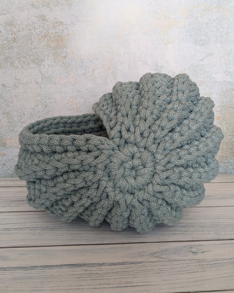 Ammonite basket, crochet shell, home decor, plant holder, nautilus, fossil