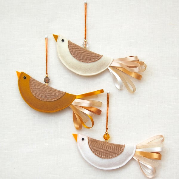 Christmas Decorations - Trio of Gold Doves