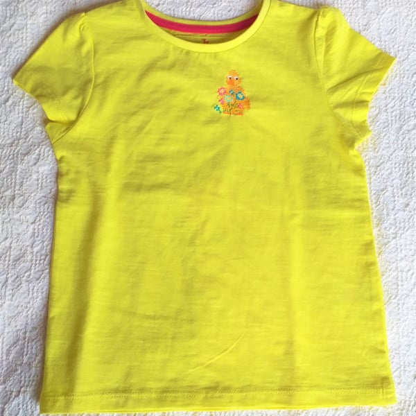 Duckling T-shirt age 2-3