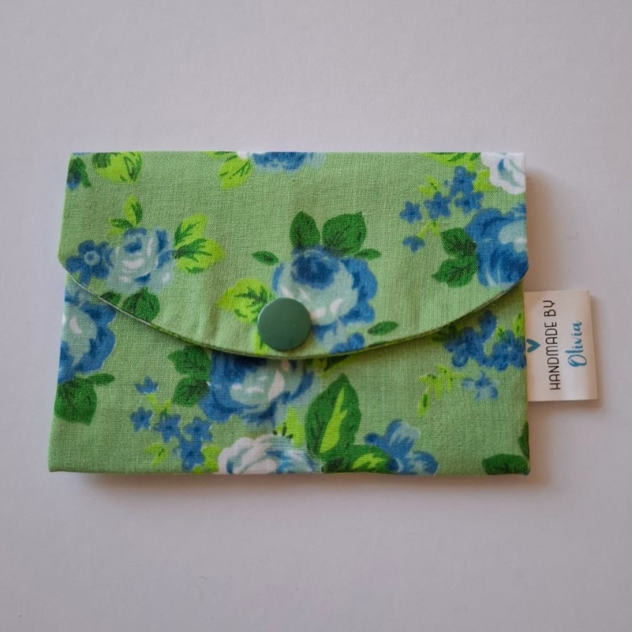 Green floral card holder 