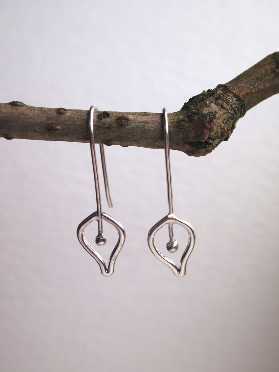 Leaf silver earrings