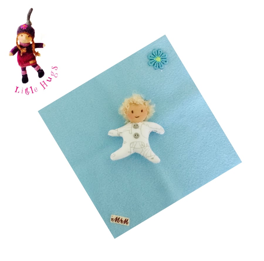 Little Hugs - Tiny Baby Daisy