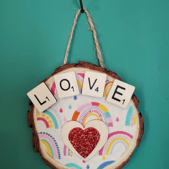 Wooden wall art Love heart (red)