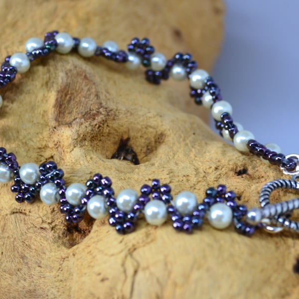 Cream Pearl & Purple Seed Bead Bracelet