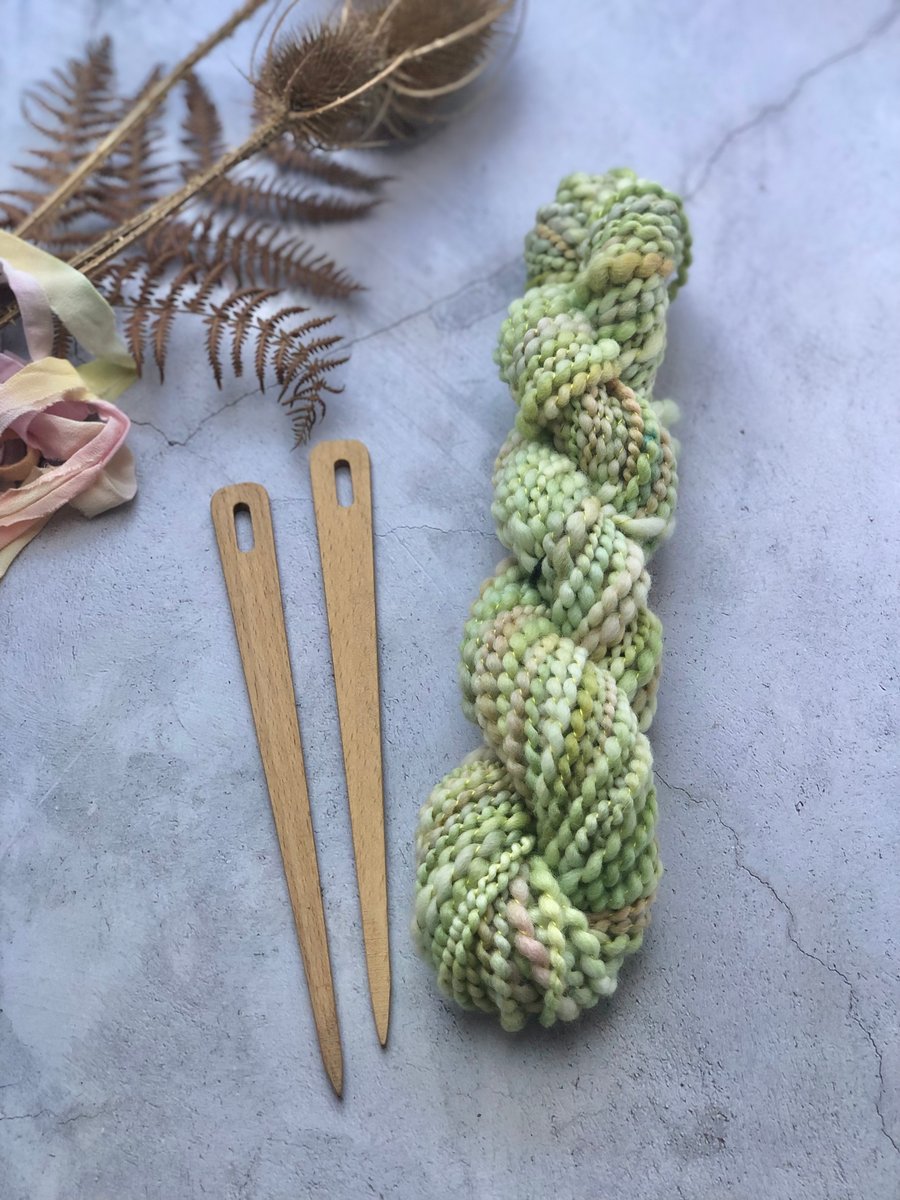 Pastel Green Art Yarn. Chunky Handspun Yarn for weaving and knitting. Lot170
