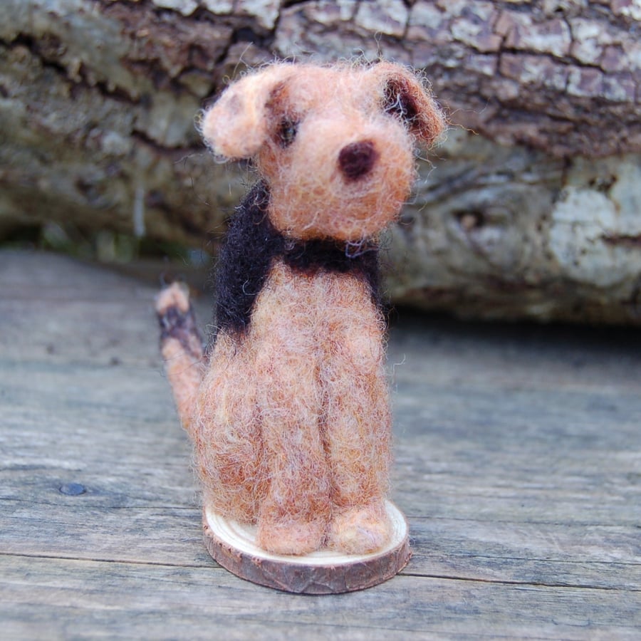 Needle felt wool Welsh Terrier Dog 4.5 ins tall, wool dog,  Bearded Dog, , 