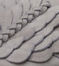 Winged clutch - Image 5