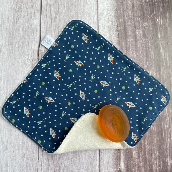 Organic Bamboo Cotton Wash Face Cloth Flannel Navy Alien Space Ship