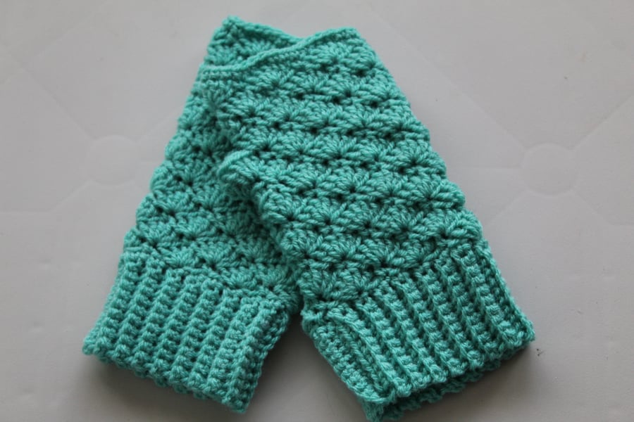 crochet Adult fingerless gloves