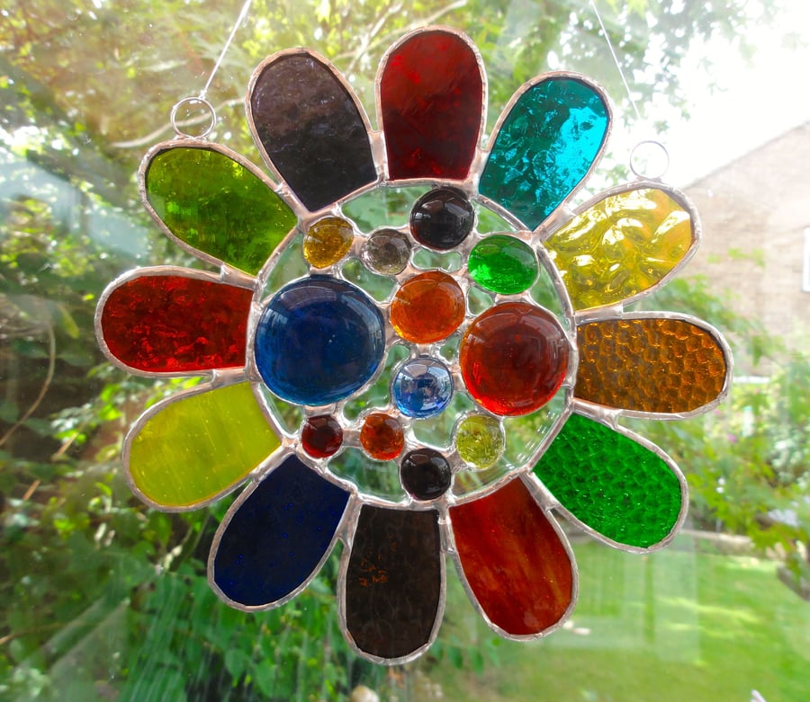 Stained Glass Bead Daisy Suncatcher - Multi Vibrant