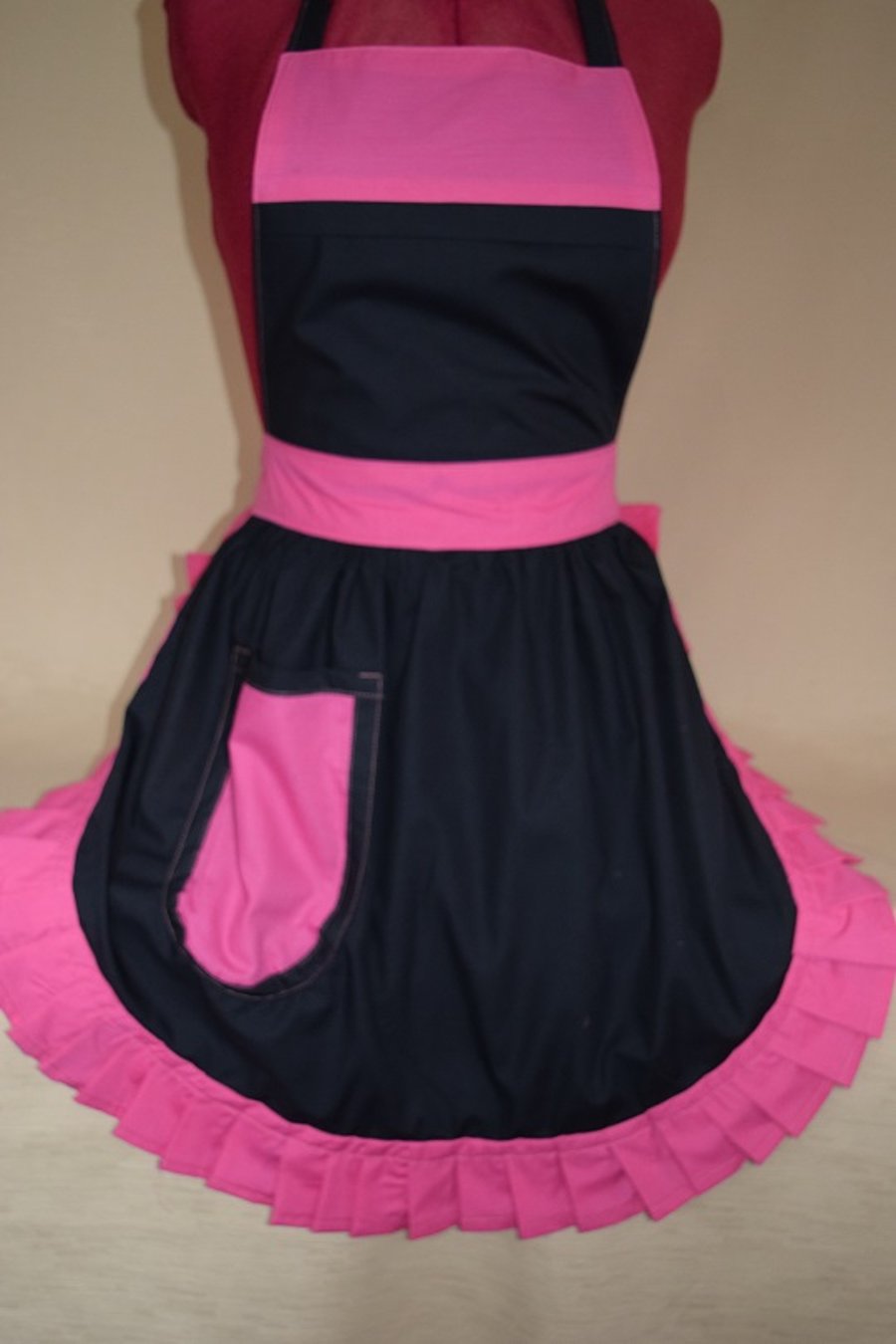 Vintage 50s Style Full Apron Pinny - Black with Pink Trim