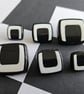 22.4mm, 7 8" 36L Monochrome Buttons - Image 1