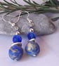 Blue and gold polymer clay dangly earrings - Image 2