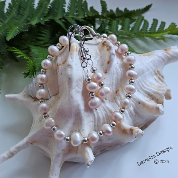 Freshwater Cultured Pearl Bracelet & Earrings Set Silver Plate