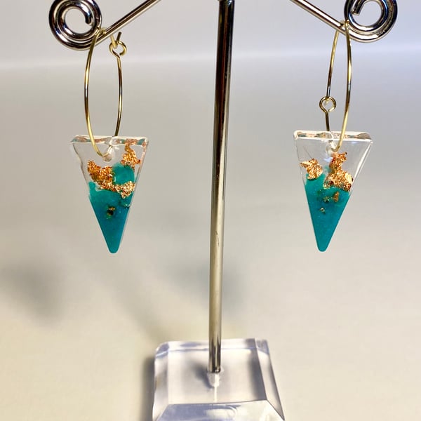 Handmade green resin and copper flake triangle hoop earrings