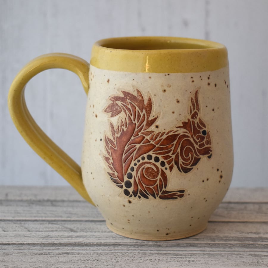 19-332 Squirrel Handmade Ceramic Stoneware Mug (UK postage included)
