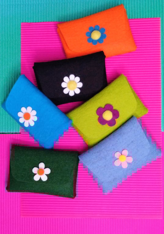 FELT WALLET for (not only) cards and treasures