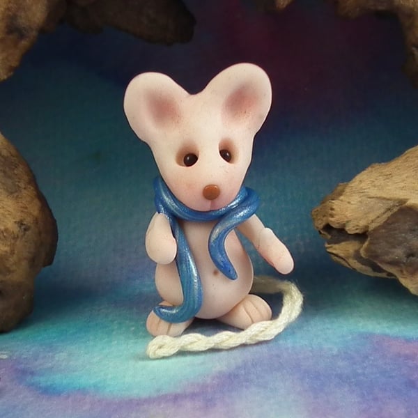 Downland Mouse 'Mattie' with silk tail OOAK Sculpt