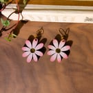 Meadow Daisy Earrings – Spring Blooms Collection with FREE Delivery