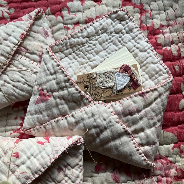  Vintage Quilt Envelope with Mini Keyring Notebook