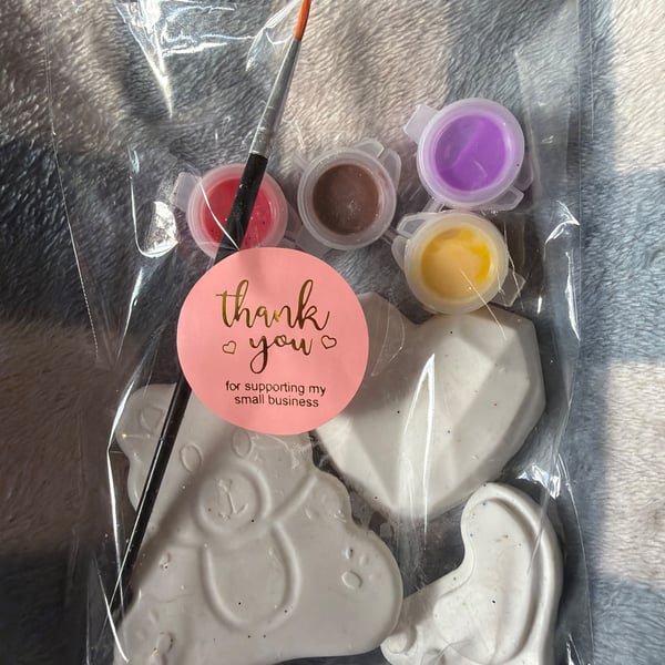 Plaster craft kits 