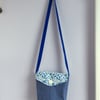 Reversible shoulder bag