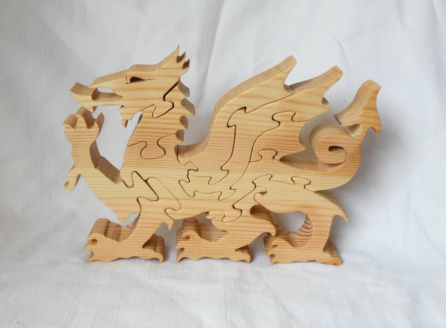 Eco Friendly Wooden Welsh Dragon Jigsaw Puzzle