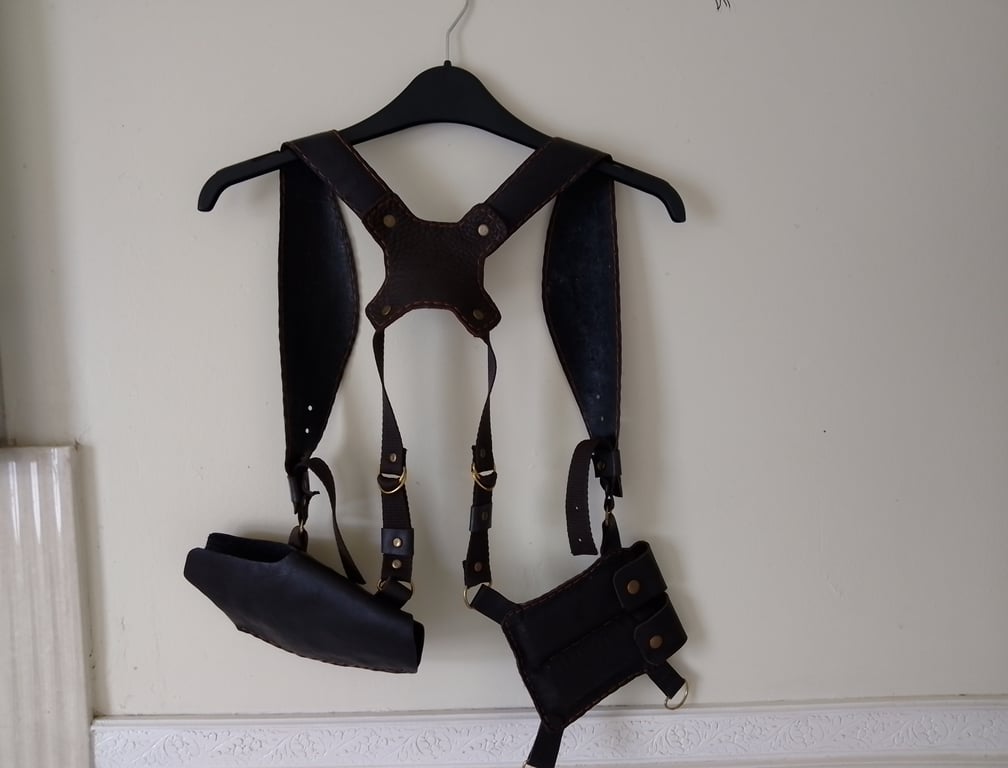 Nathan drake uncharted 4 gun holster cosplay real leather hand made comic con 