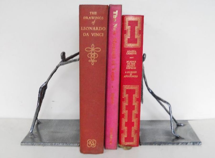 pushing and leaning bookends