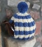 Small Tea Cosy for 2 Cup Tea Pot, Cornish Style, Hand Knitted - Image 2