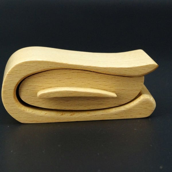 Scottish Beech handmade small wooden trinket, jewel box. Bandsaw Box. "