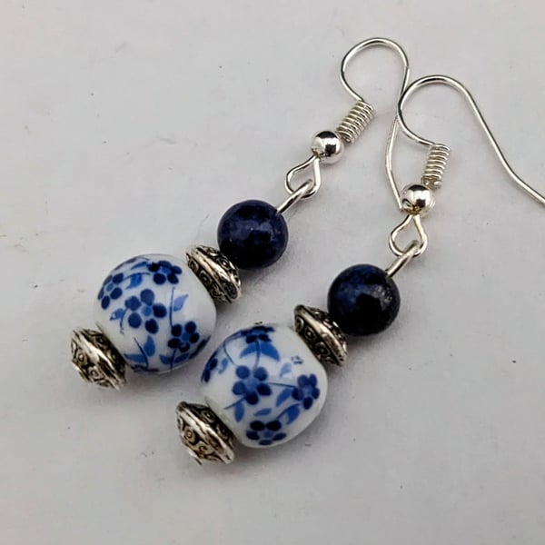 Blue ceramic and lapis lazuli earrings