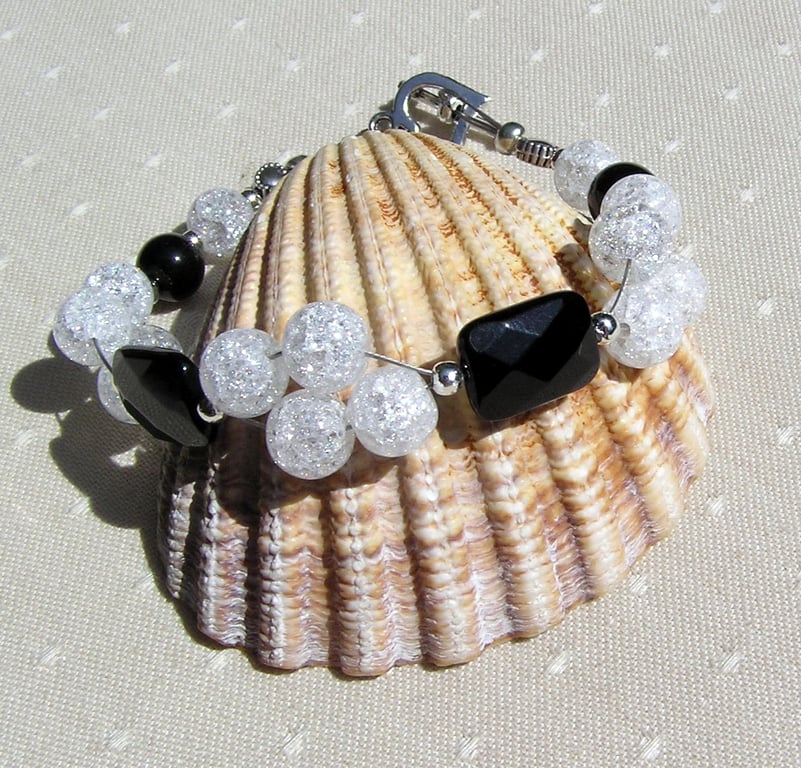 Black Onyx & Crackled Clear Quartz Crystal Gemstone Bracelet "Monochrome Glitz"