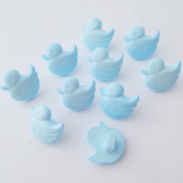 10 blue baby duck buttons 15mm