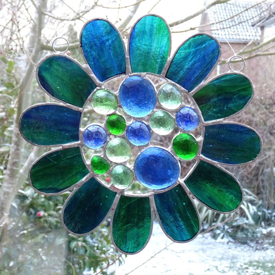 Stained Glass Bead Daisy Suncatcher - Handmade Decoration - Blue-Green Streaky