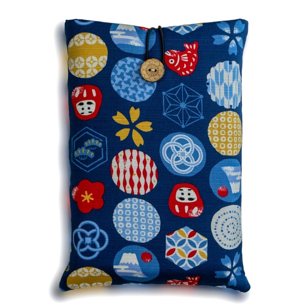 Daruma & Fuji Book Sleeve – Japanese Cotton Book Protector with Coconut Button