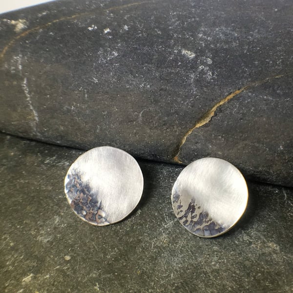 Reflections on the Sea hammered disc stud earrings 