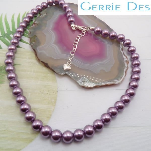 Burgundy Round Pearl beaded Silver Necklace.