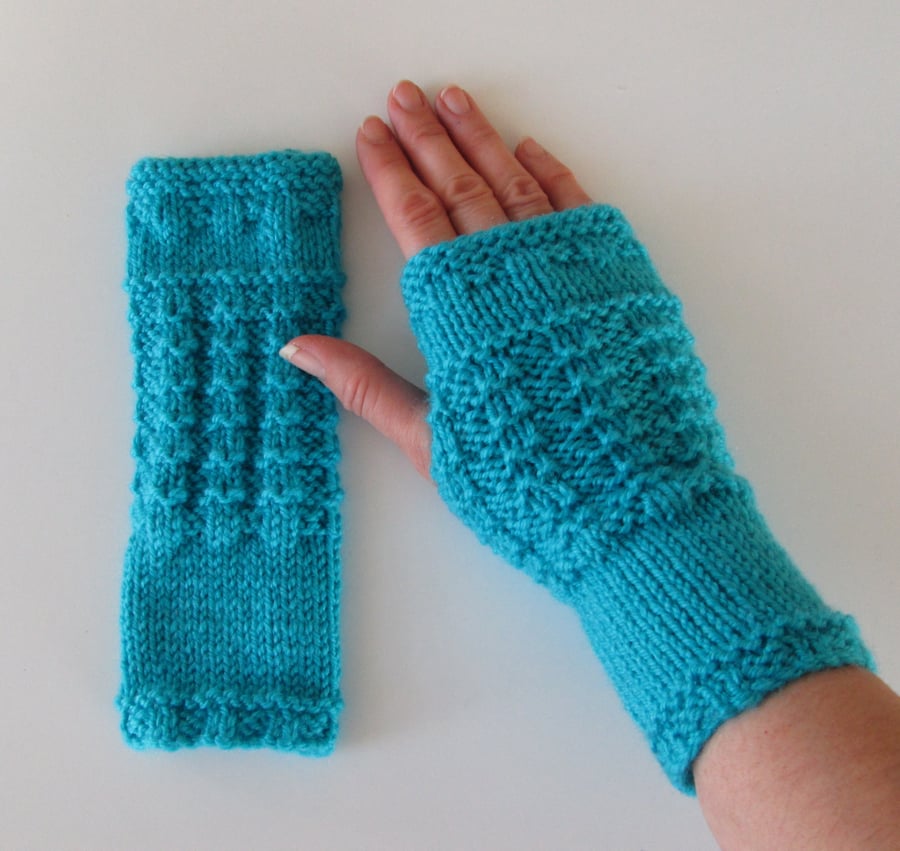 Fingerless Gloves Mittens Wrist Warmers in Turquoise Aran Wool