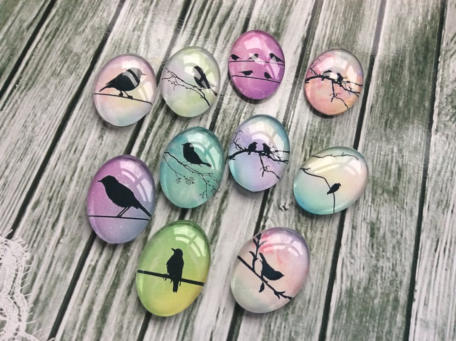 Oval Glass Cabochons Bird Silhoette images for jewellery,charms, pendant x 10