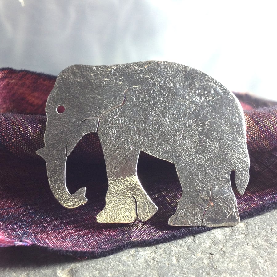  Elephant brooch sterling silver